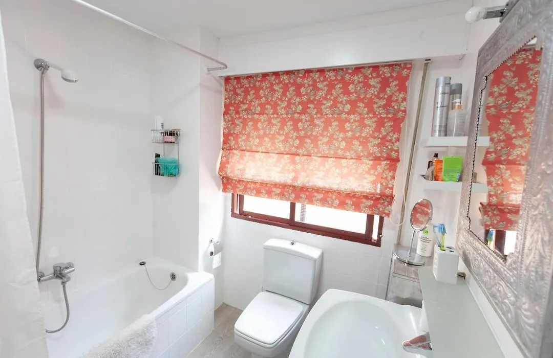 lola.- HABITACION DE MATRIMONIO, CON BAÑO PRIVADO-1